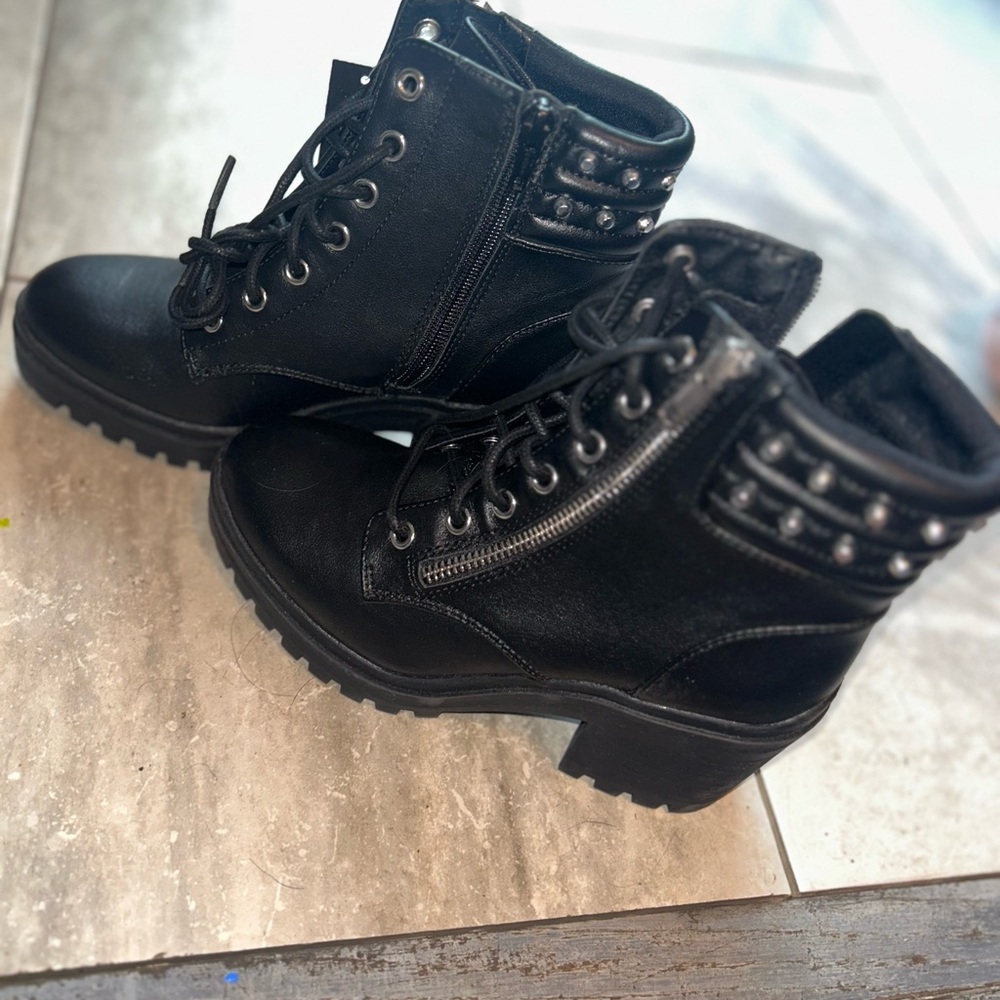 Black chunky heeled Lace-Up Ankle Boots